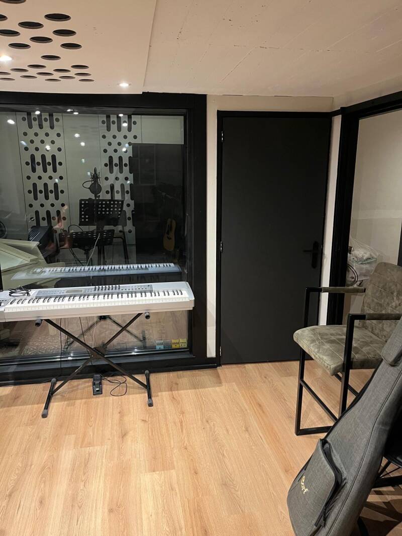 Homebase Records studio foto
